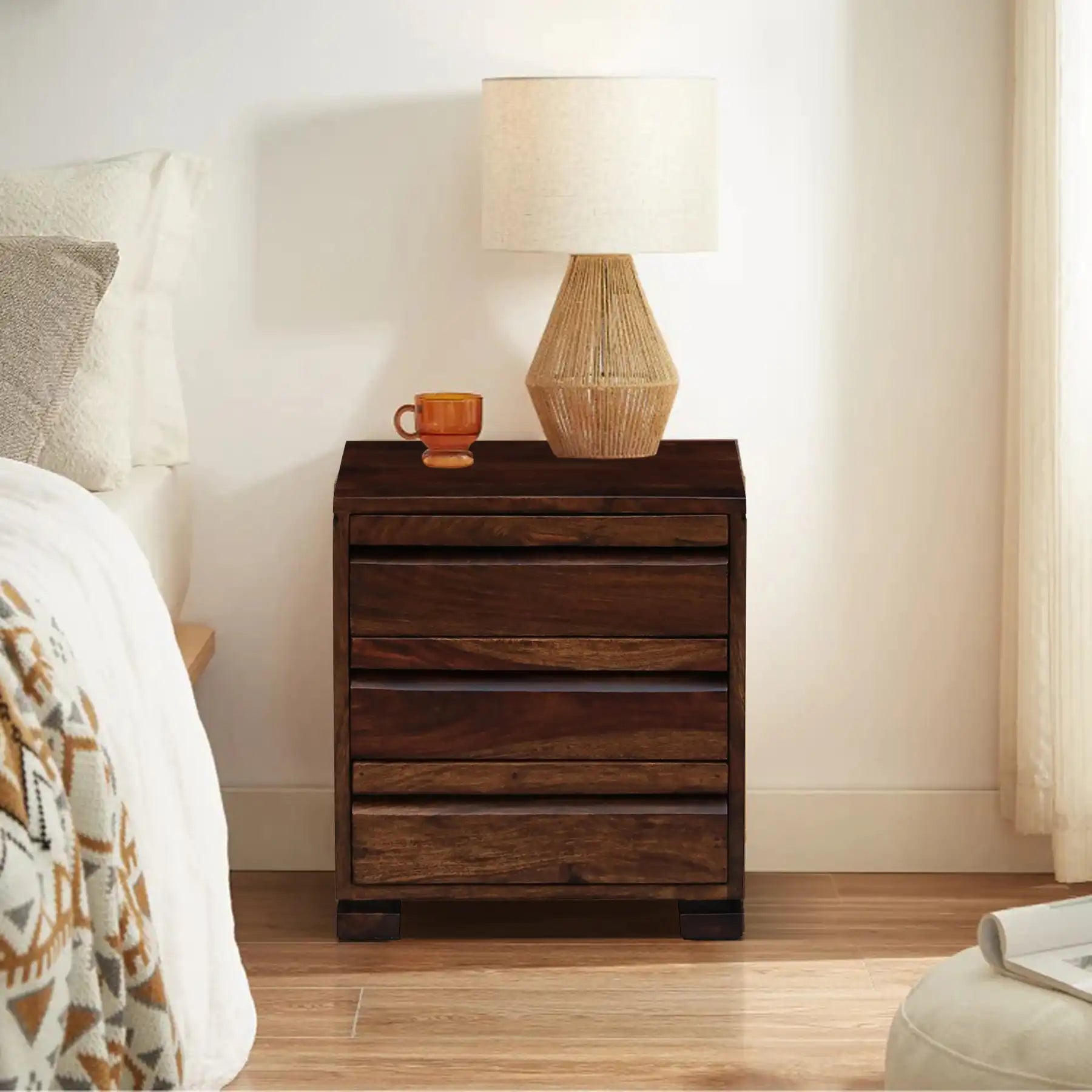 Moscow-Traditional-Bedside-Table-with-Drawer-teak-rajawada-furnish